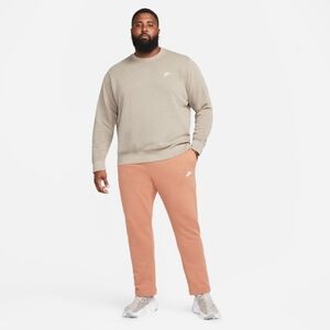 NIKE Club Fleece Pullover Crew – Sustainable Materials XL